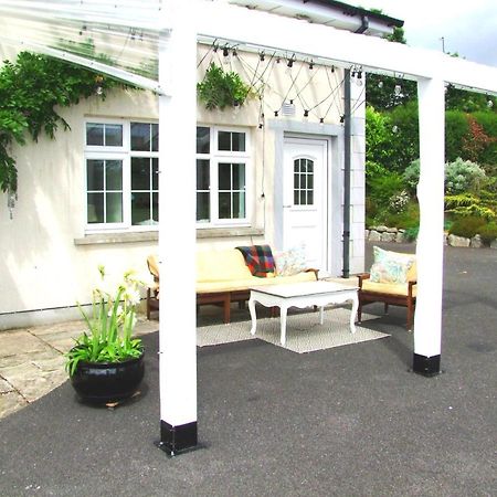 Wonderful Setting Farmhouse Apartment Wicklow Bagian luar foto