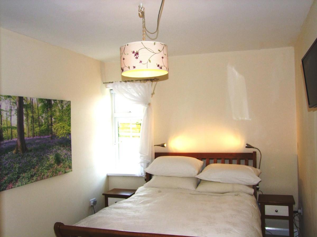 Wonderful Setting Farmhouse Apartment Wicklow Bagian luar foto