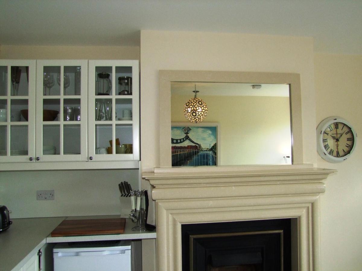 Wonderful Setting Farmhouse Apartment Wicklow Bagian luar foto